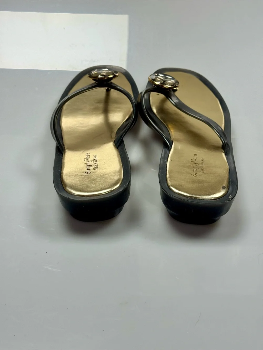 Simply Vera Vera Wang Bauble Black Jeweled Thong Sandals Size 8M